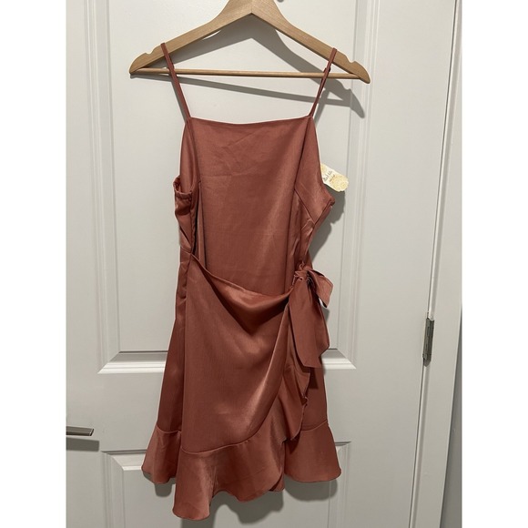 Altar'd State Dresses & Skirts - Altar'd State Womens Sleeveless Wrap Mini Dress Britta Large Dusty Mauve NWT $70